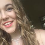 Profile Picture of Jacqueline Poer/Wall/Strasser (@jac_qui_qui) on Instagram