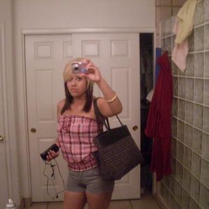 Profile Picture of Laura Torres (@388631795) on Myspace