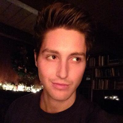 Profile Picture of Adam Scholz (@adamscholz93) on Twitter