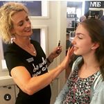 Profile Picture of Anne McDermott (@annthemakeupartist) on Instagram