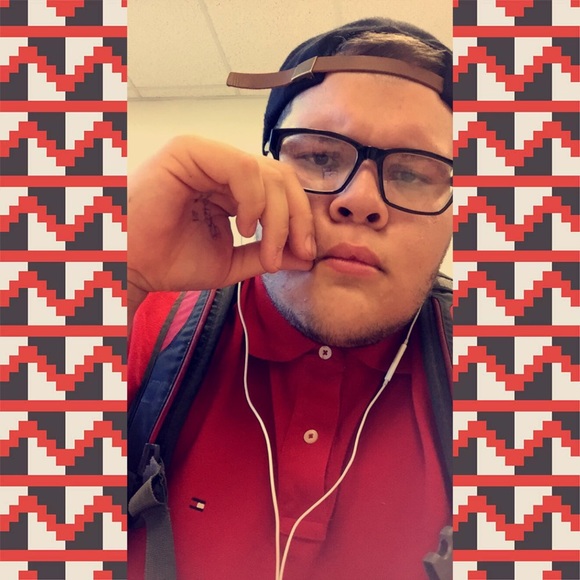 Profile Picture of Alex Sabillon (@bigal21) on Poshmark