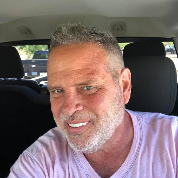 Profile Picture of Tom Phillips (@tomp1313) on Poshmark