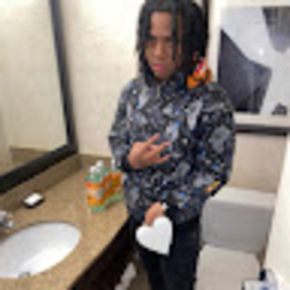 Profile Picture of Ralph Dennis (@lilsosa87) on Poshmark