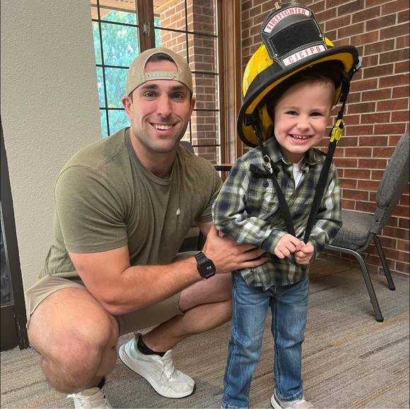 Profile Picture of Matthew Sutliffe (@msutliffe20) on Poshmark