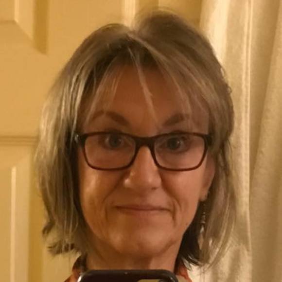 Profile Picture of Sandra Lucas (@sandralucas302) on Poshmark