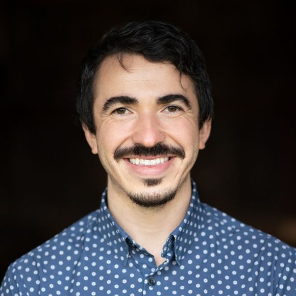 Profile Picture of Miguel Sago (@miguelsago) on Poshmark