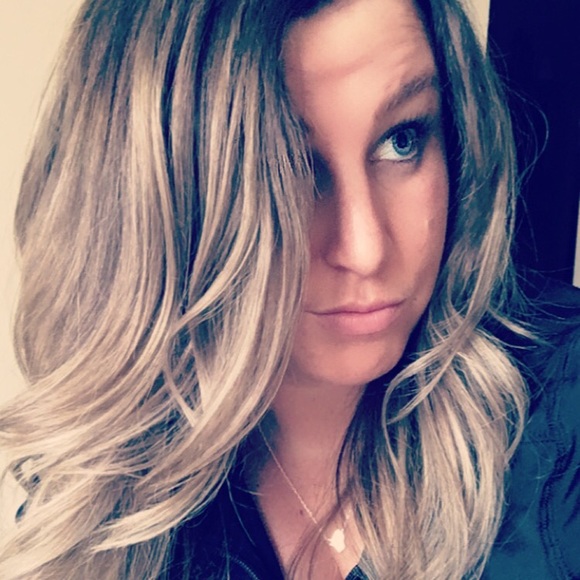 Profile Picture of Mallory Speth (@miles34) on Poshmark