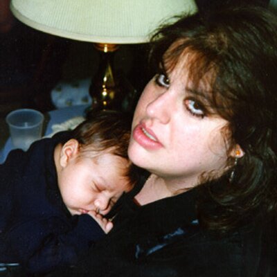 Profile Picture of Dana G Devine (@ddevine809) on Twitter