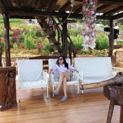 Profile Picture of Jo Serafin (@JoSerafin12) on Twitter