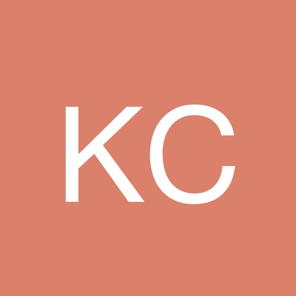 Profile Picture of Kay Cubbon (@krafty39) on Poshmark