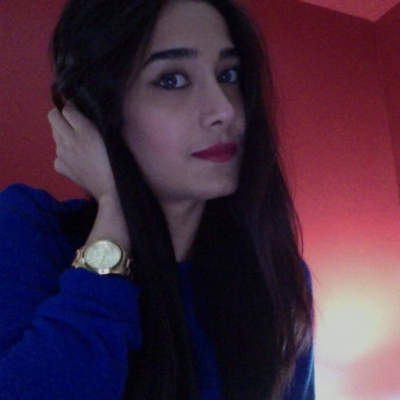 Parastou Araji - Poshmark Profile Picture of Parastou Araji (@paraa) on Poshmark