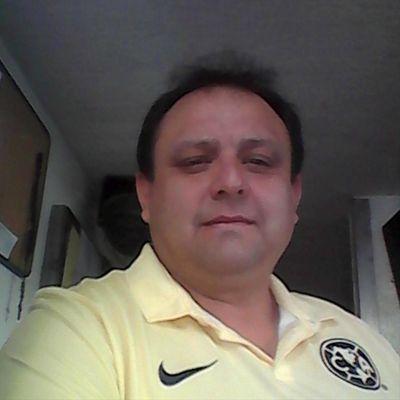 Profile Picture of Leo V Badillo (@politopolin28) on Twitter