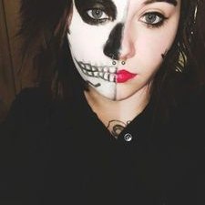 Profile Picture of Harley Yoder (@HarleyHorrific) on Twitter