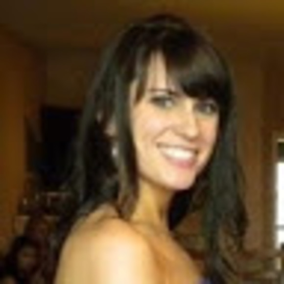 Profile Picture of Jenifer Sether (@j_sether) on Poshmark