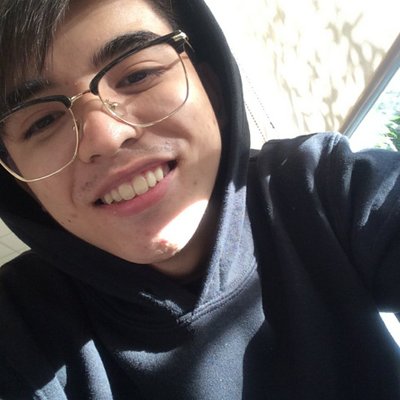 Profile Picture of Jonathan (@peaNATH0316) on Twitter