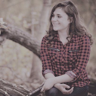 Profile Picture of Lauren (@lauren_houde) on Twitter