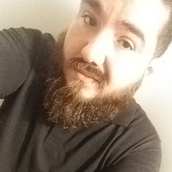 Profile Picture of Raul Alejandro (@raul_alejandro) on Poshmark