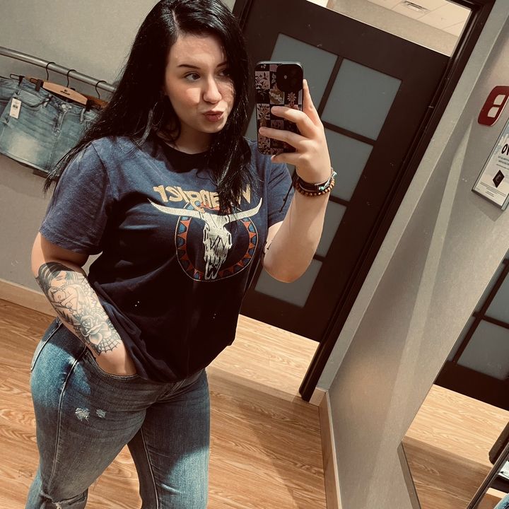 Profile Picture of Sky💋🖤 (@skyler_dillon18) on Tiktok