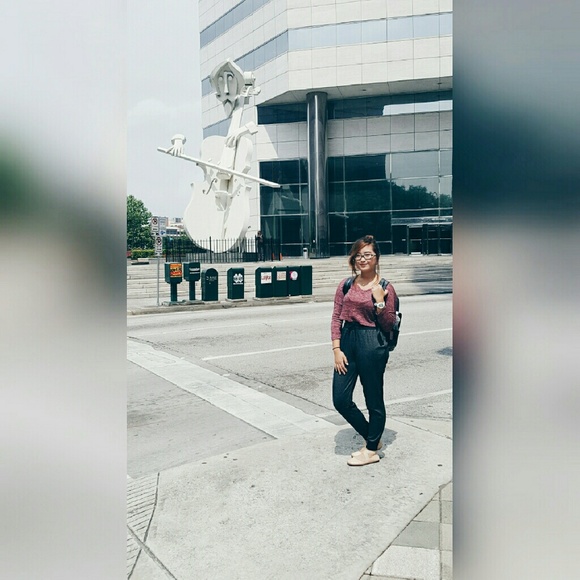 Profile Picture of Cristelle Laguador (@cslaguador) on Poshmark