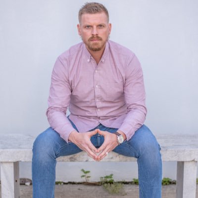 Profile Picture of Bobby Read (@BobbbyRead) on Twitter