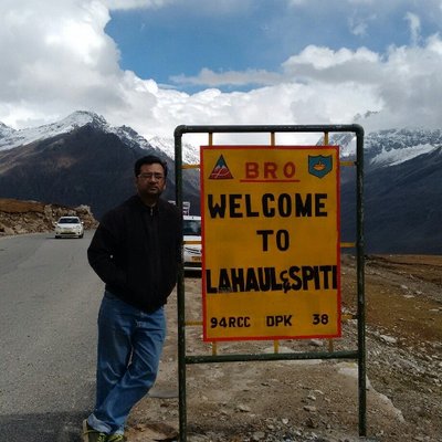 Profile Picture of Rohit Srivastava (@srivasrohit) on Twitter