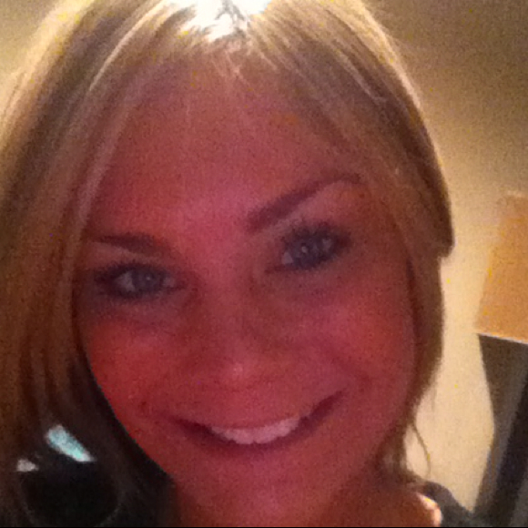 Tracy Scheriff - Poshmark Profile Picture of Tracy Scheriff (@tracyscheriff) on Poshmark