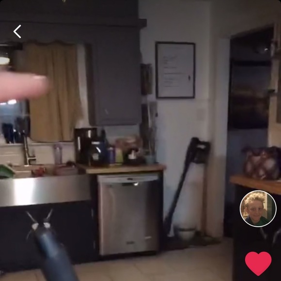 Profile Picture of David Schoen (@davi_schoen07) on Poshmark