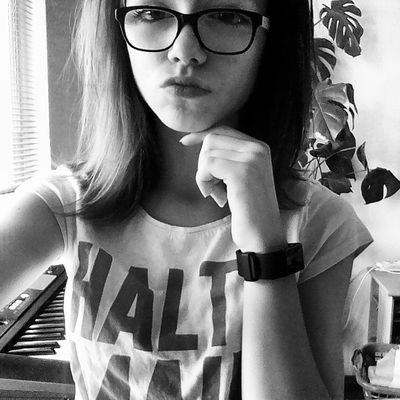 Profile Picture of Alisha Schmidt (@Jeffreyspanda) on Twitter