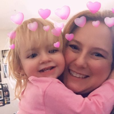 Profile Picture of Lori Jean Henninger (@ljwwhenninger) on Twitter