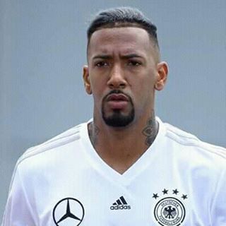 Profile Picture of El Wallace (@wallace.el) on Facebook