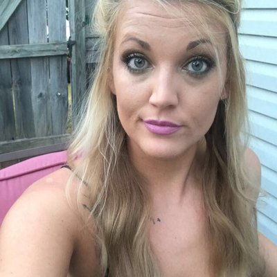 Profile Picture of Ashley Dawn (@AshleyKeeney12) on Twitter