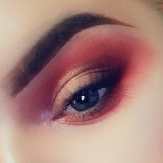 Profile Picture of Kellie Roberts (@KellieR60428864) on Twitter