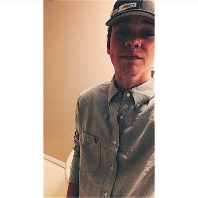 Profile Picture of Riley Logan Burgess (@rileyburgess_45) on Twitter