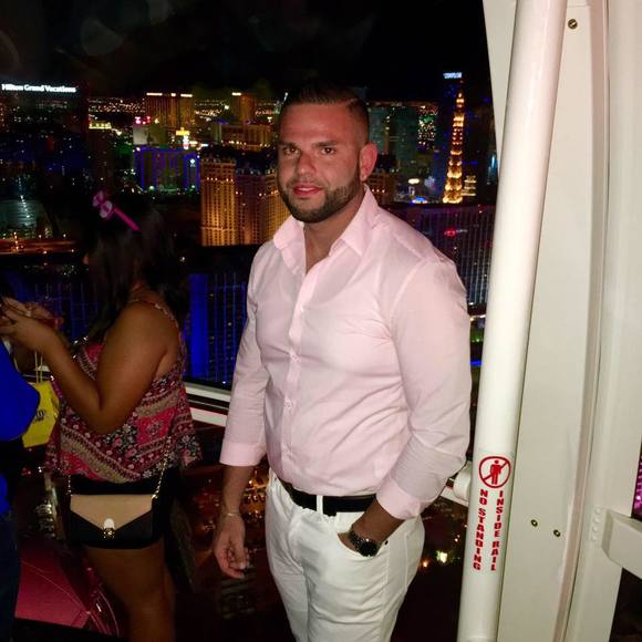Profile Picture of Richard Adamski (@radamski) on Poshmark
