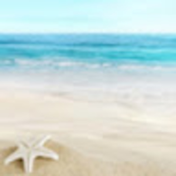 Profile Picture of Marthe-lize Helberg (@marthelizeh) on Poshmark