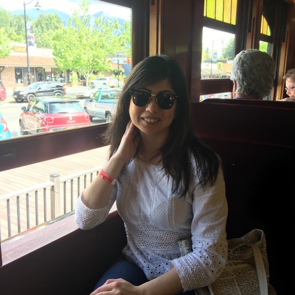 Profile Picture of Oshiron Oshiro (@oshiron) on Poshmark