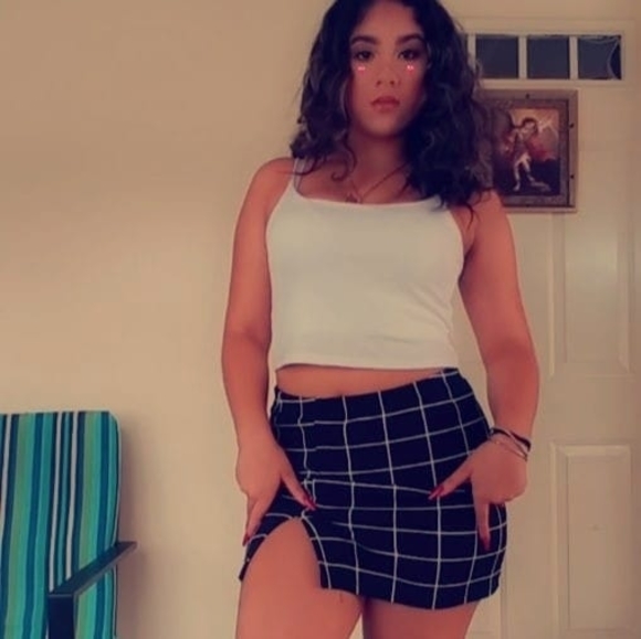 Profile Picture of Keyza Marie (@keyzamarie) on Poshmark