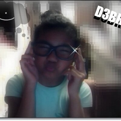 Profile Picture of Debbie Nguyen (@asiian_girl) on Twitter