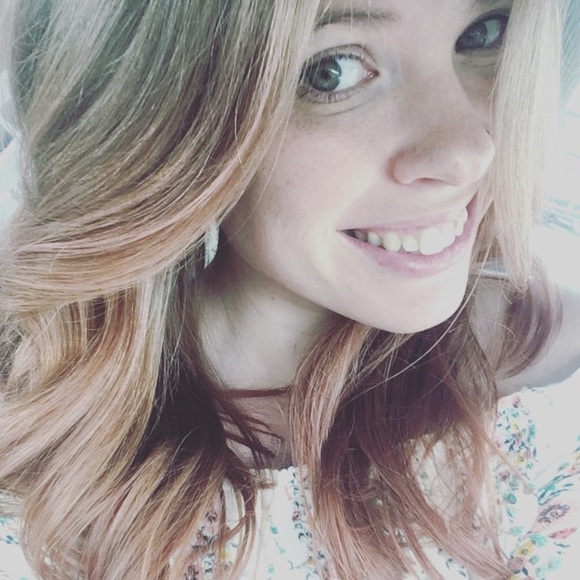 Profile Picture of Jessica Mccool (@mommamccool) on Poshmark