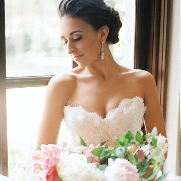 Profile Picture of Taylor Wallace (@taywall) on Poshmark