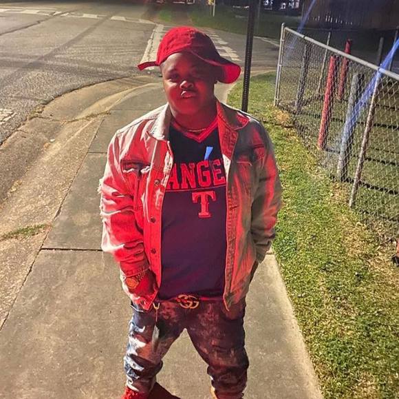 Profile Picture of Alexis Brundage (@alexisbrundage) on Poshmark