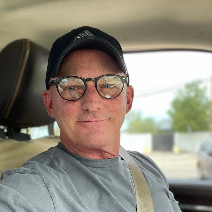 Profile Picture of ralphlermayer (@ralphlermayer) on Tiktok