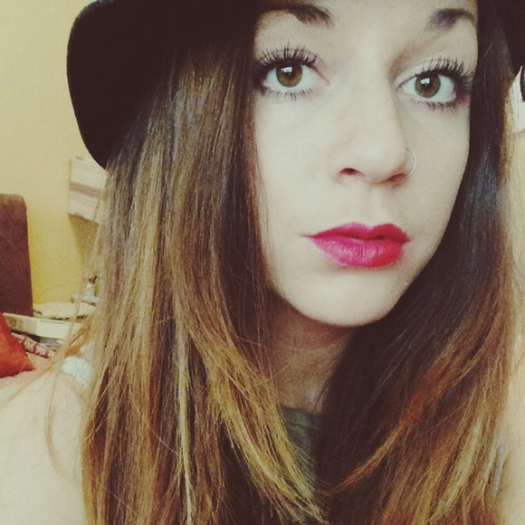 Profile Picture of Brittany Slocombe (@bmslocombe) on Poshmark