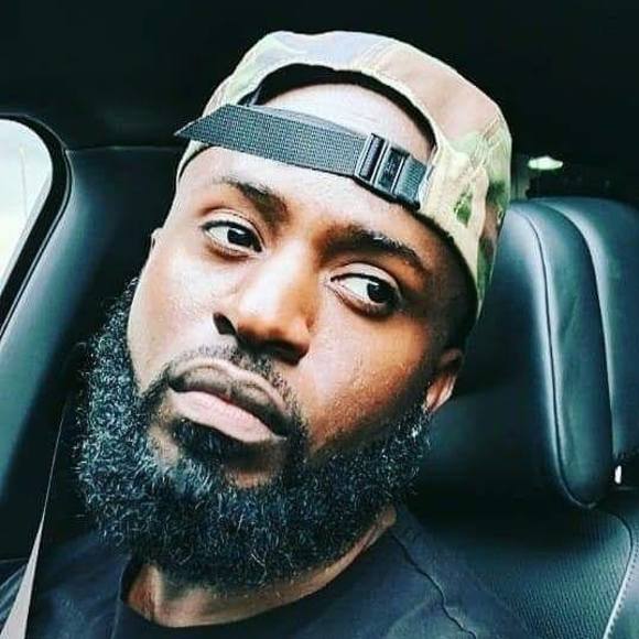 Profile Picture of Shawn Fowling (@seandon360) on Poshmark