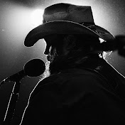 Profile Picture of Chris Stapleton (@ChrisStapleto_official) on Youtube