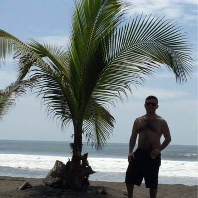 Profile Picture of Henry M. Alarcon (@Hen182) on Twitter