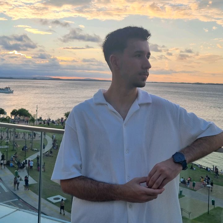 Profile Picture of Eberhardt (@ebberhardt) on Tiktok