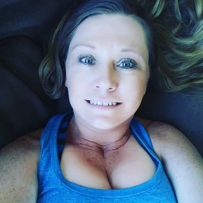 Profile Picture of Corrie Anne Forrest (@AnnaDeForest) on Twitter