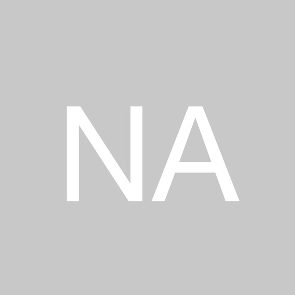 Profile Picture of Nisha Agrawal (@nishagar) on Poshmark
