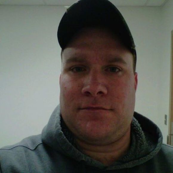 Profile Picture of Jason Spence (@fifightre83) on Poshmark